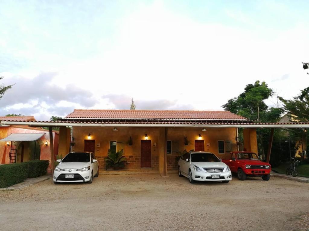 Villa Tuscany Country Resort Suan Phueng Exterior foto