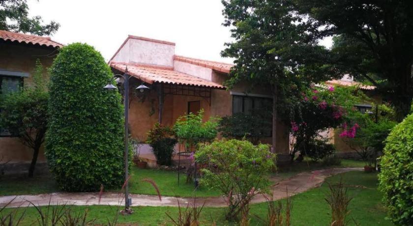 Villa Tuscany Country Resort Suan Phueng Exterior foto
