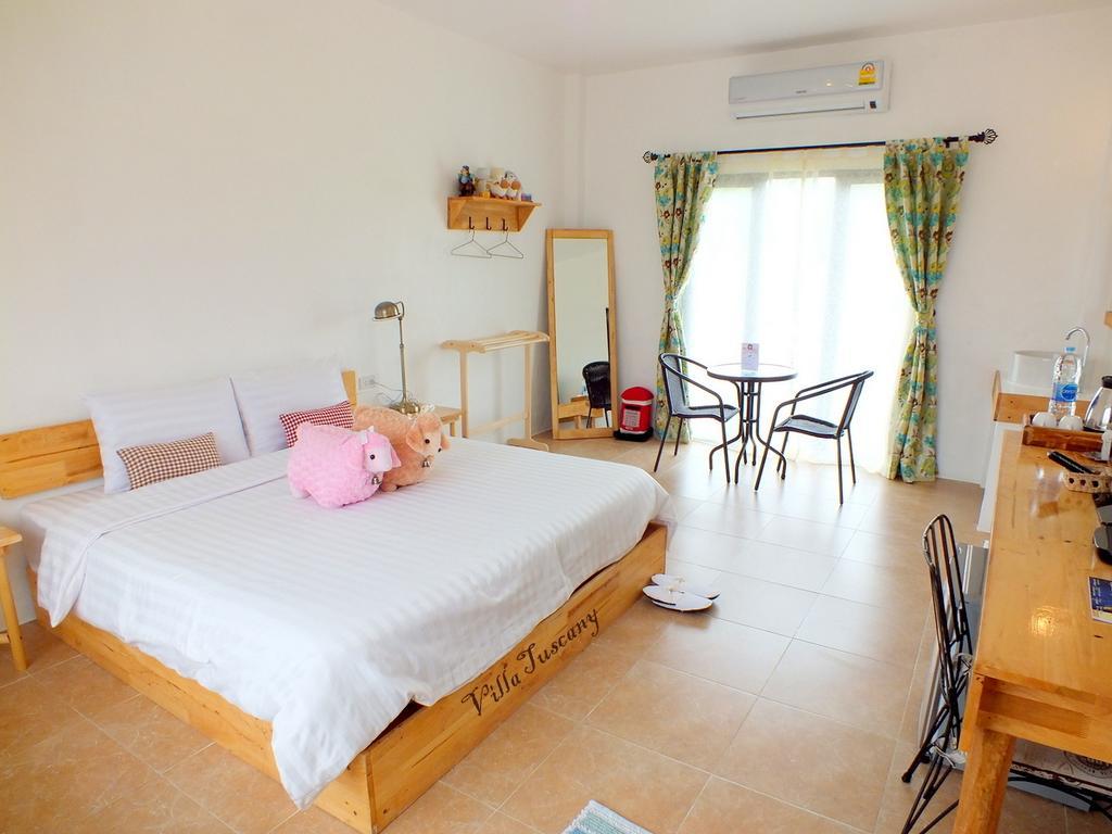 Villa Tuscany Country Resort Suan Phueng Habitación foto